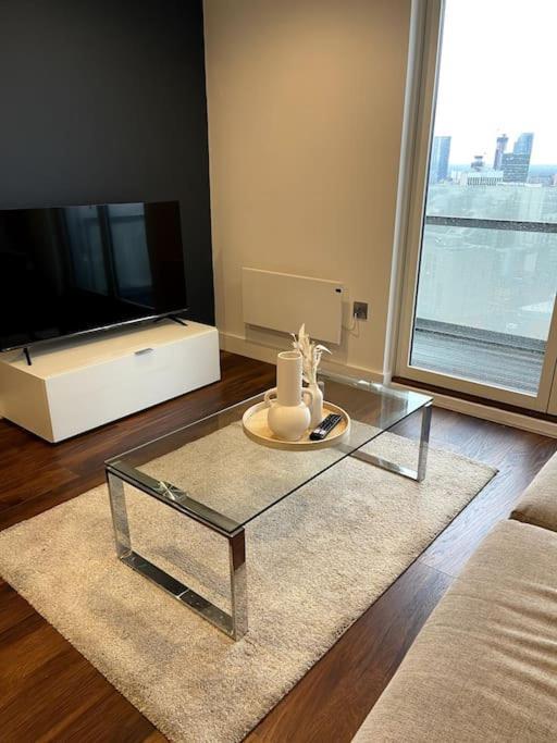 Apartamento Lovely 2-bedroom With Balcony